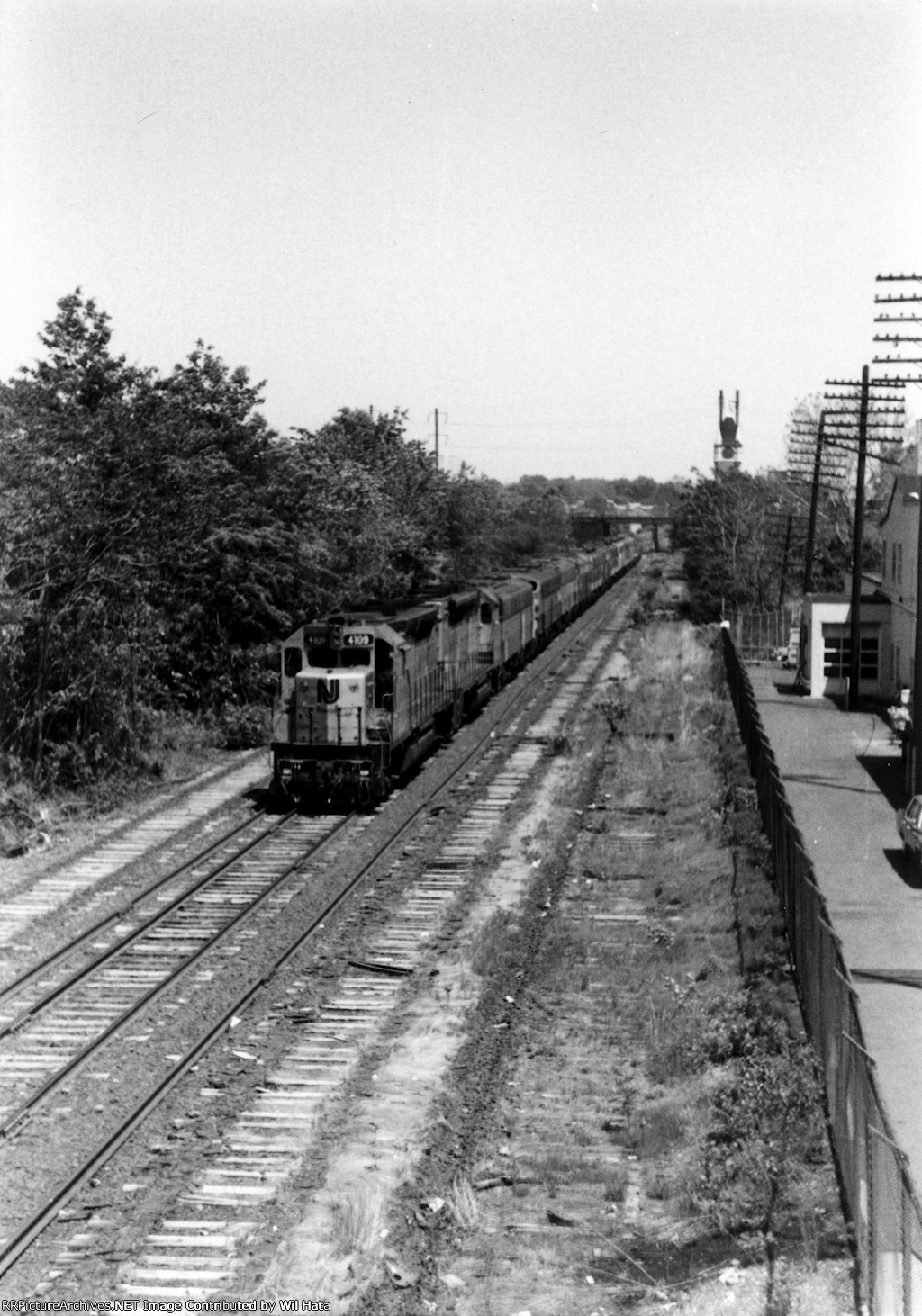 NJT GP40P 4109